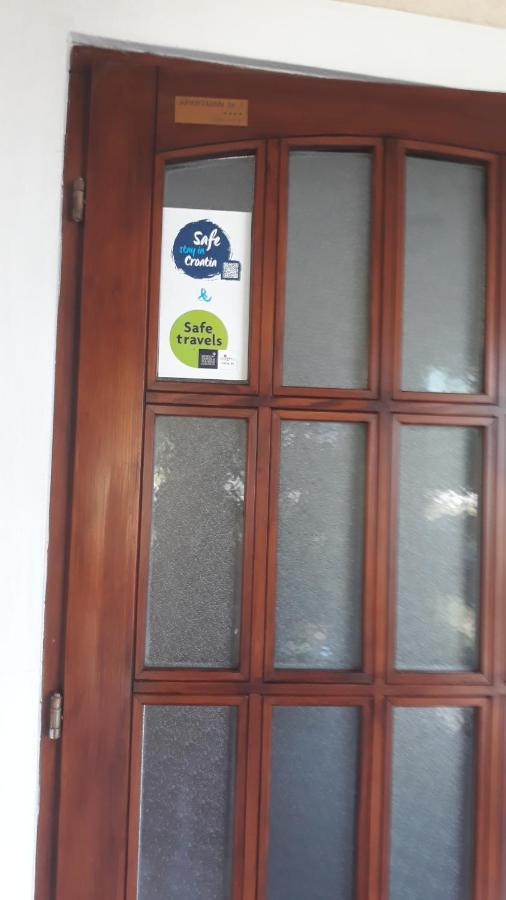 Apartment Branko With Free Parking Ičići Esterno foto