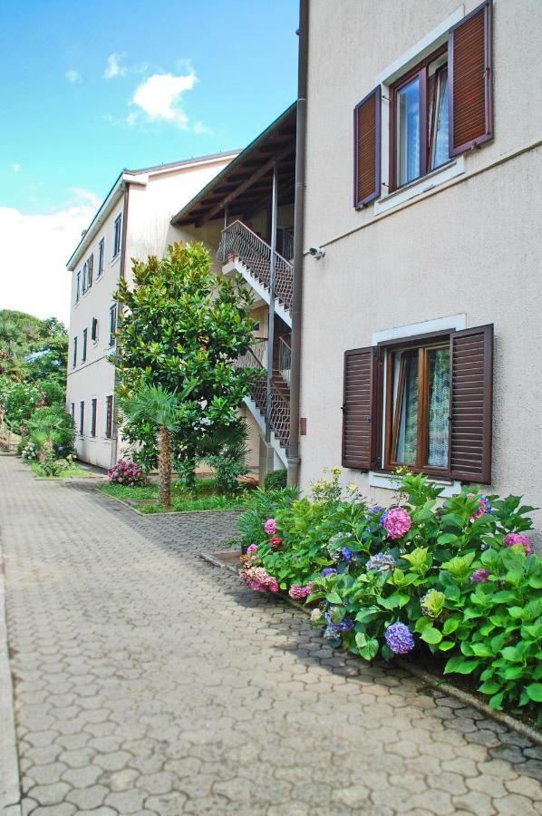 Apartment Branko With Free Parking Ičići Esterno foto